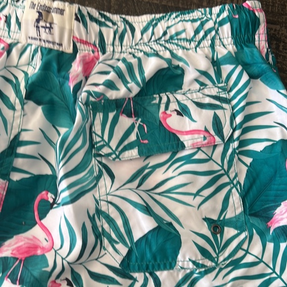 New XXL Swim Trunks - Picture 5 of 8